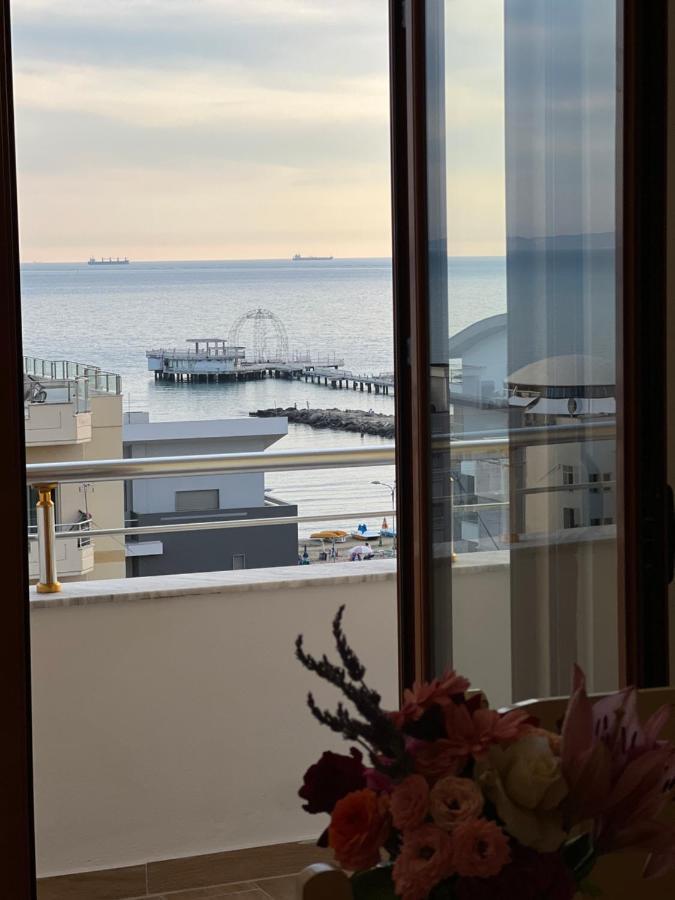 West View Apartment Durres Luaran gambar